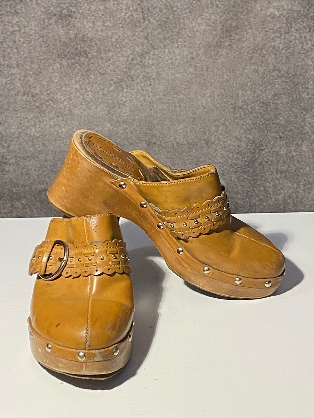 Vintage Fashion Bug Wooden Platform Clogs Mules Size 7 Studded Buckle Y2K Boho